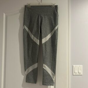 grey and white aerie leggings
